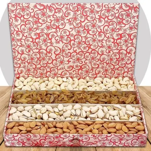 Mixed Dry Nuts Box