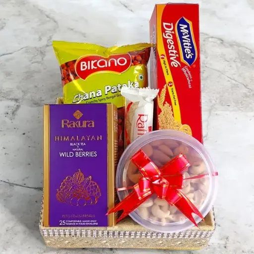 Ultimate Snacks Indulged Net Pouch Box