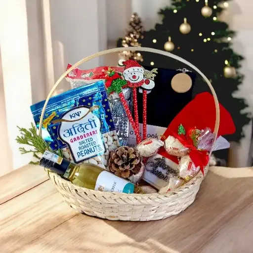 Festive Cheer: A Christmas Hamper of Joy and Warmth